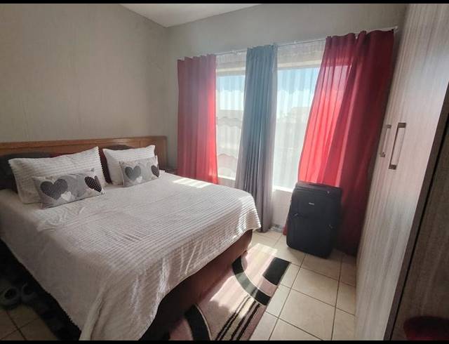 3 BEDROOM TOWNHOUSE FOR SALE IN BERGBRON